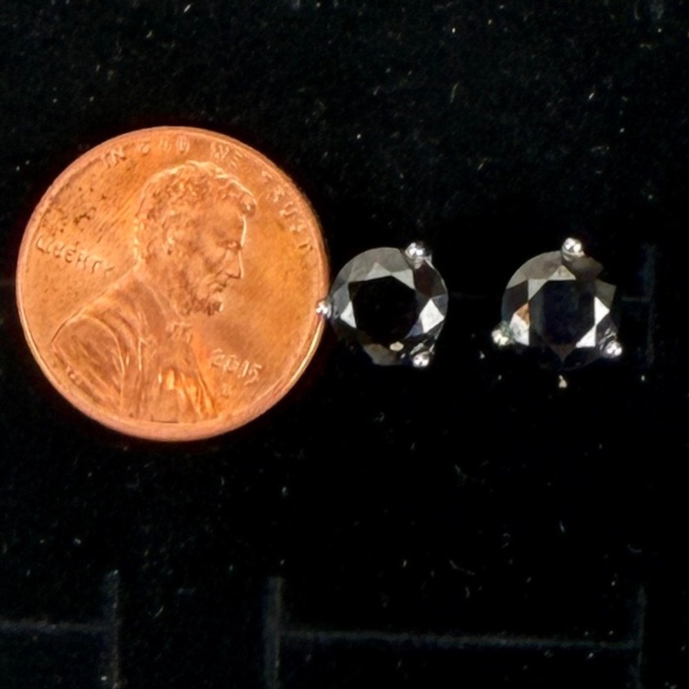 Beautiful, silvertone, large black, reflective bling costume pierced earrings - Picture 7 of 10